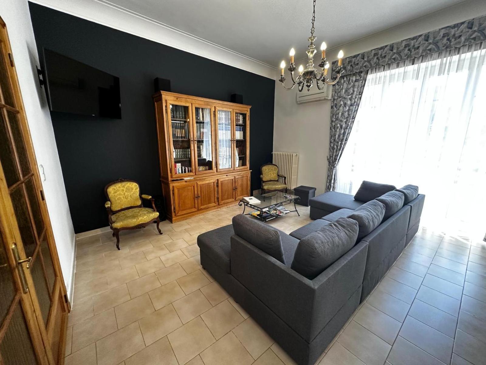 Appartement 4 A 8 Personnes, Spacieux De Standing Classe 4 Etoiles Nîmes Zewnętrze zdjęcie